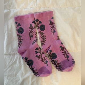 Magnolia Pearl Pink Socks Rare w Blue Flowers and Butterflies